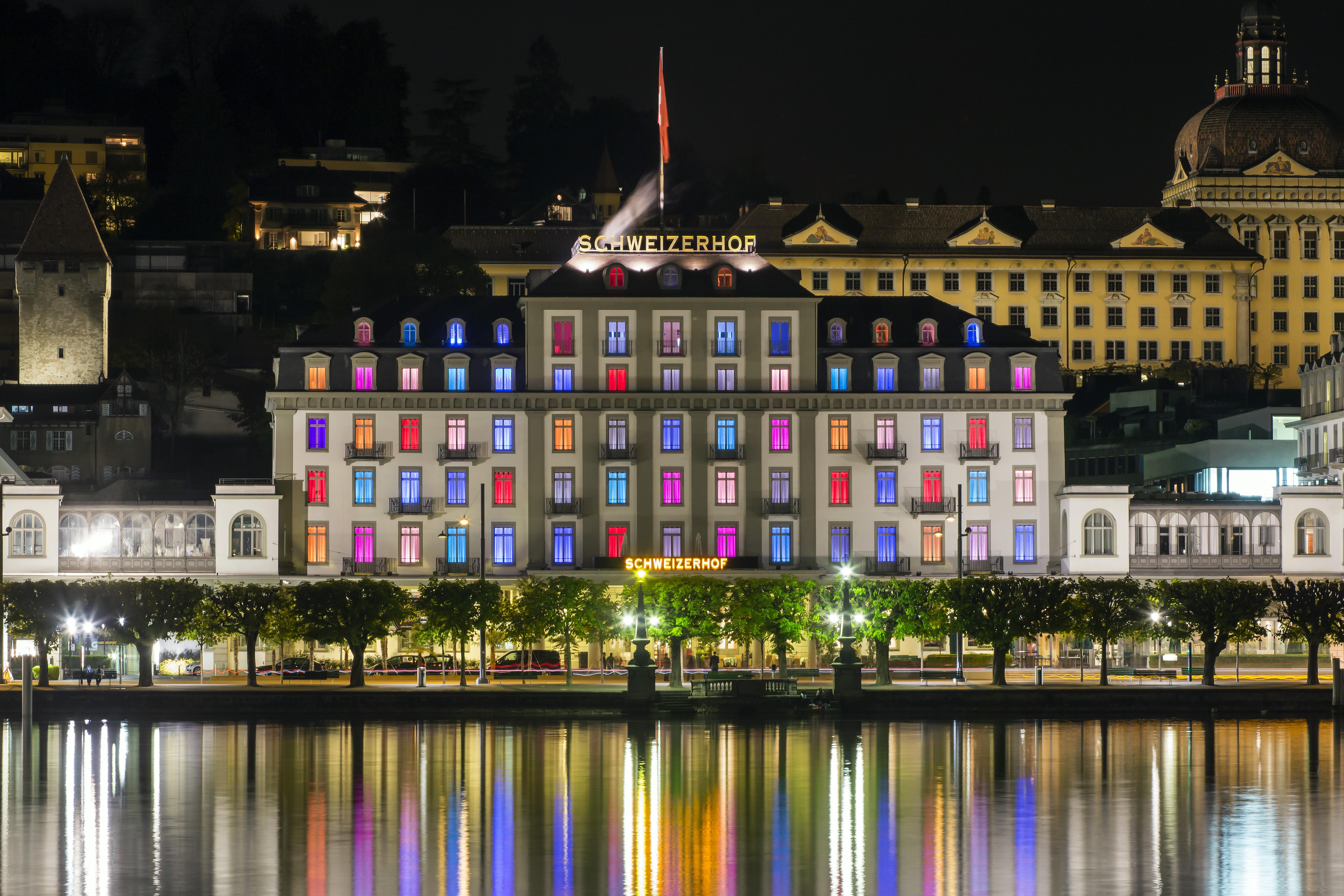 Hotel Schweizerhof Luzern Buitenkant foto
