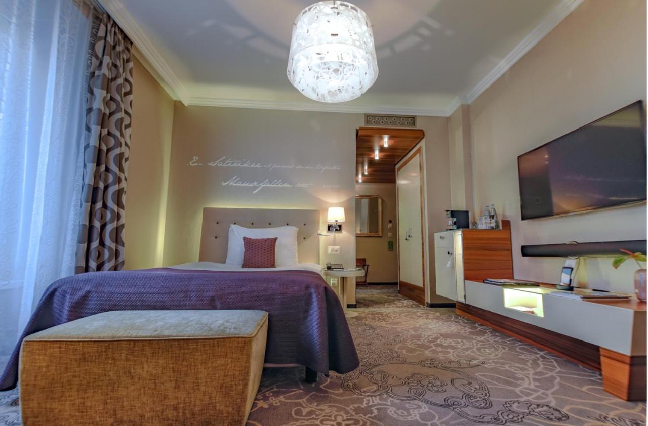 Hotel Schweizerhof Luzern Buitenkant foto