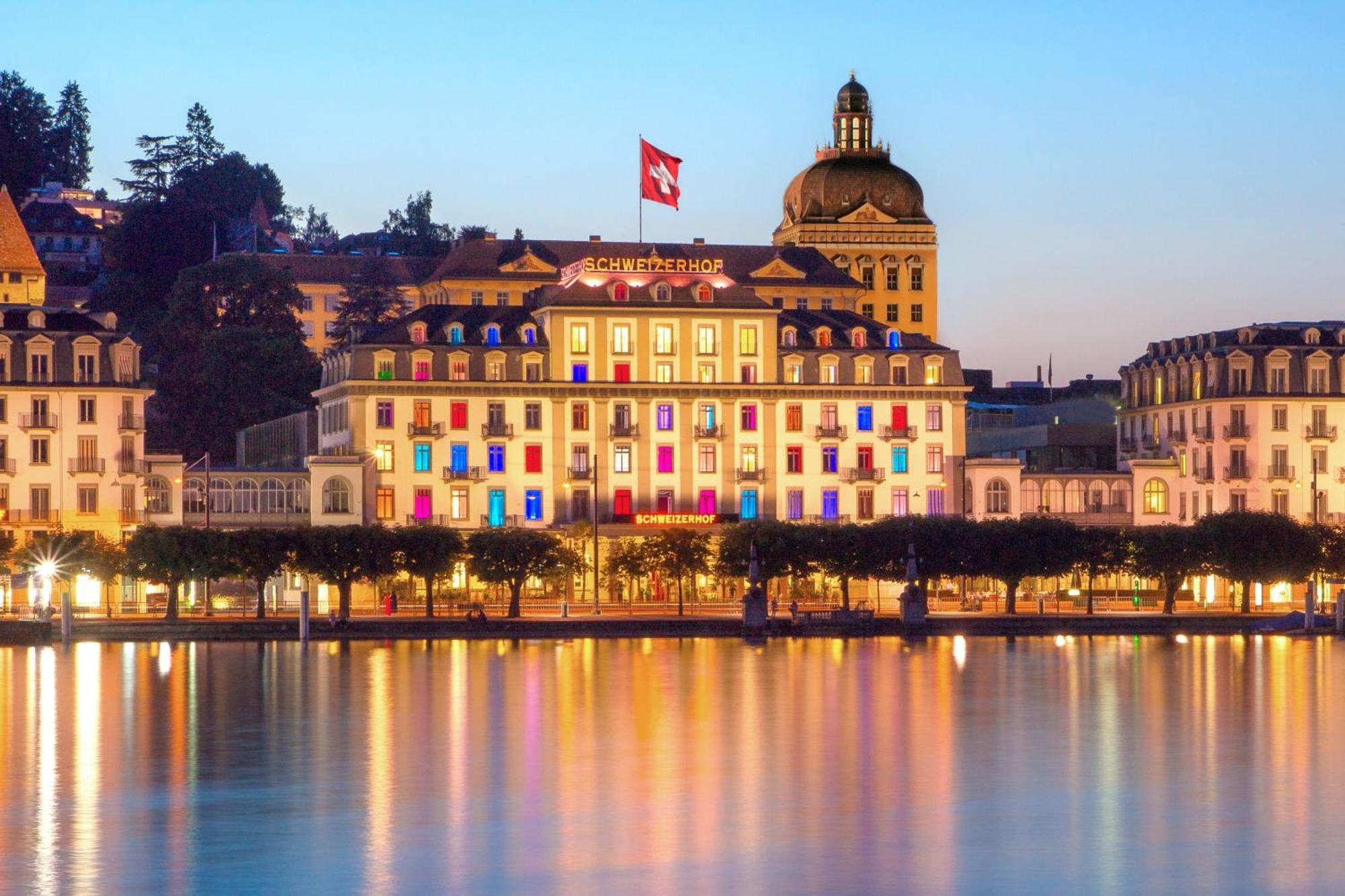 Hotel Schweizerhof Luzern Buitenkant foto
