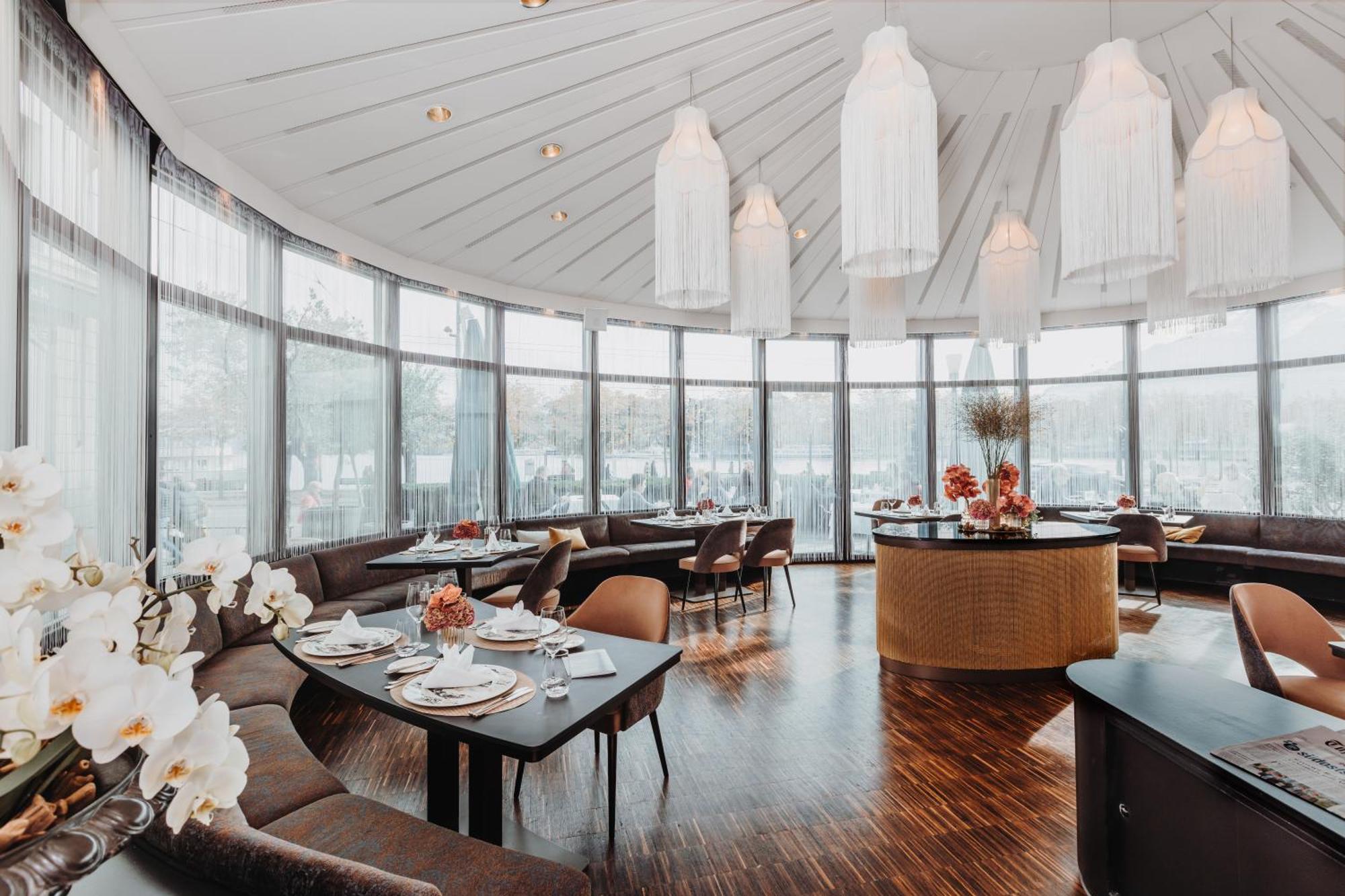 Hotel Schweizerhof Luzern Buitenkant foto Restaurant