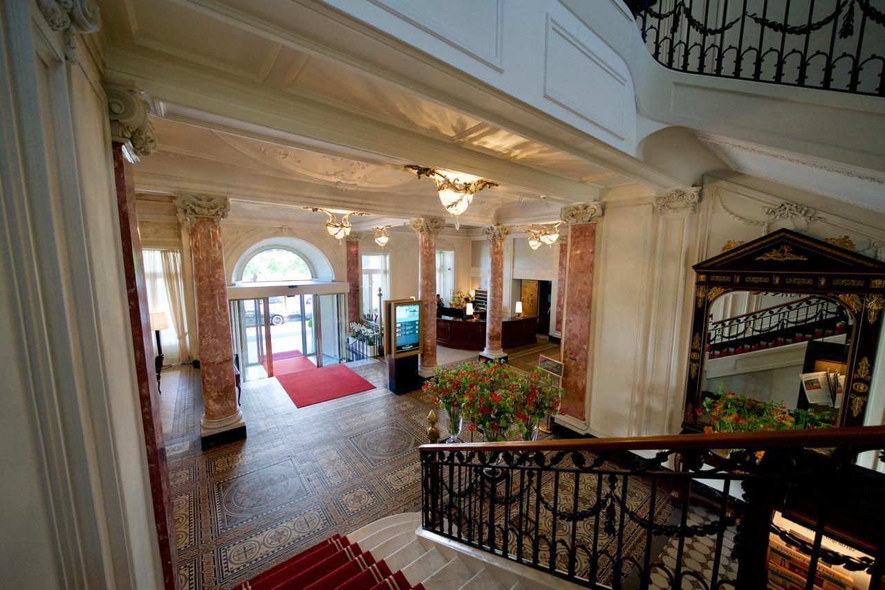Hotel Schweizerhof Luzern Buitenkant foto Interior of the hotel