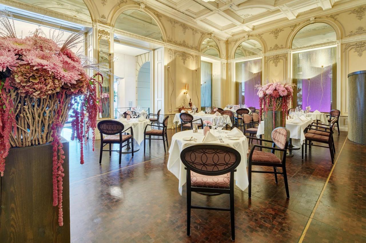 Hotel Schweizerhof Luzern Buitenkant foto The restaurant